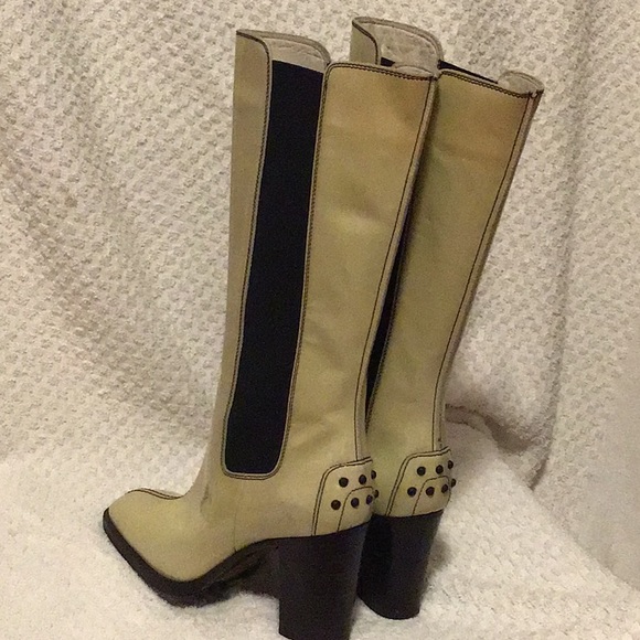 TOD’s cream colored patent leather knee boots. - Picture 3 of 8